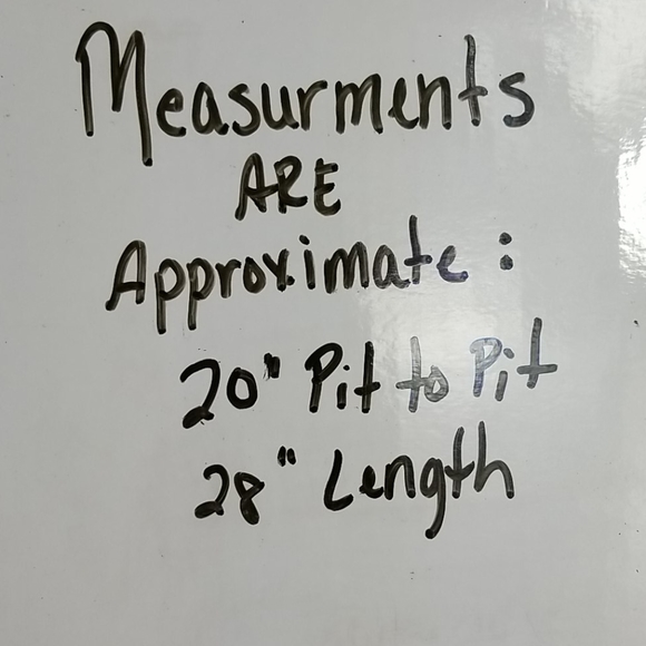 Women's Large Shortsleeved Cable Knit Cardigan - Picture 9 of 9